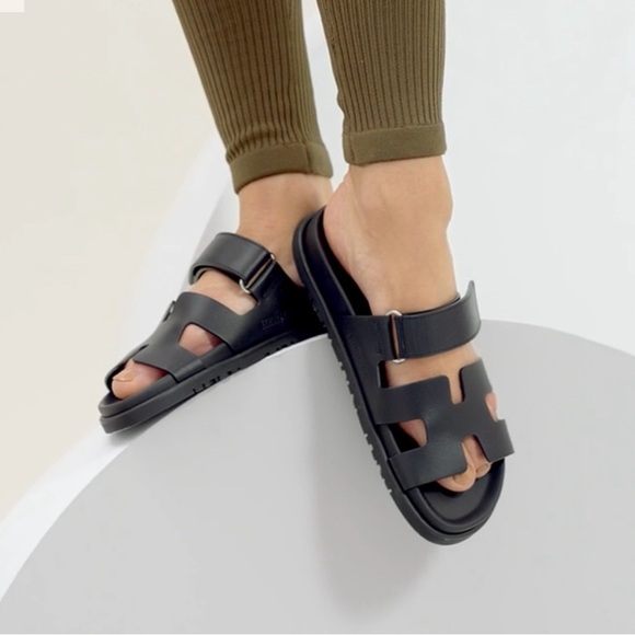 NWT - Authentic- Never Worn- Hermes Chypre Women sandal, noir; Size: … - Picture 3 of 14